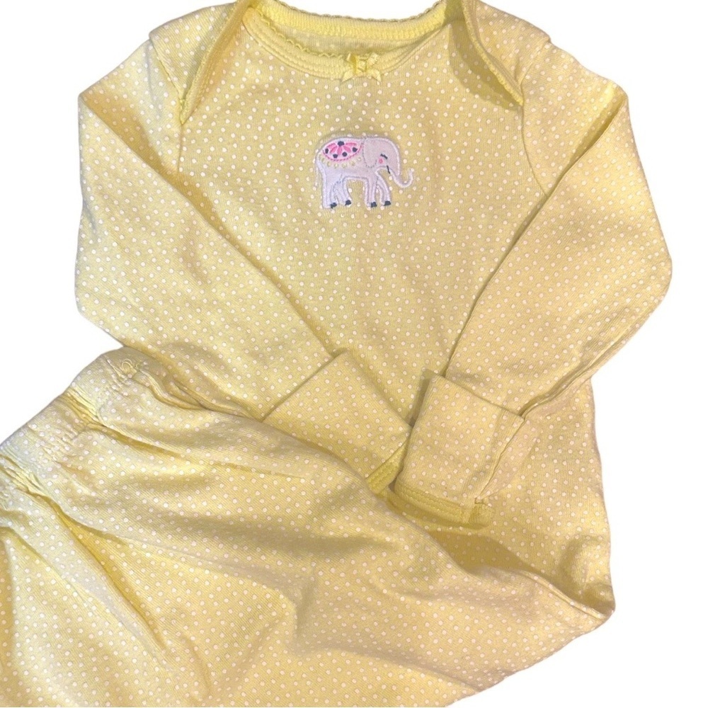 Carter’s baby girl sleeper nightgown pastel yellow white
polka dots elephant